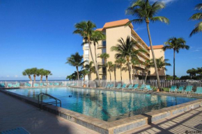 Leonardo Arms 131 by Kathy Nesbit Vacations, Fort Myers Beach